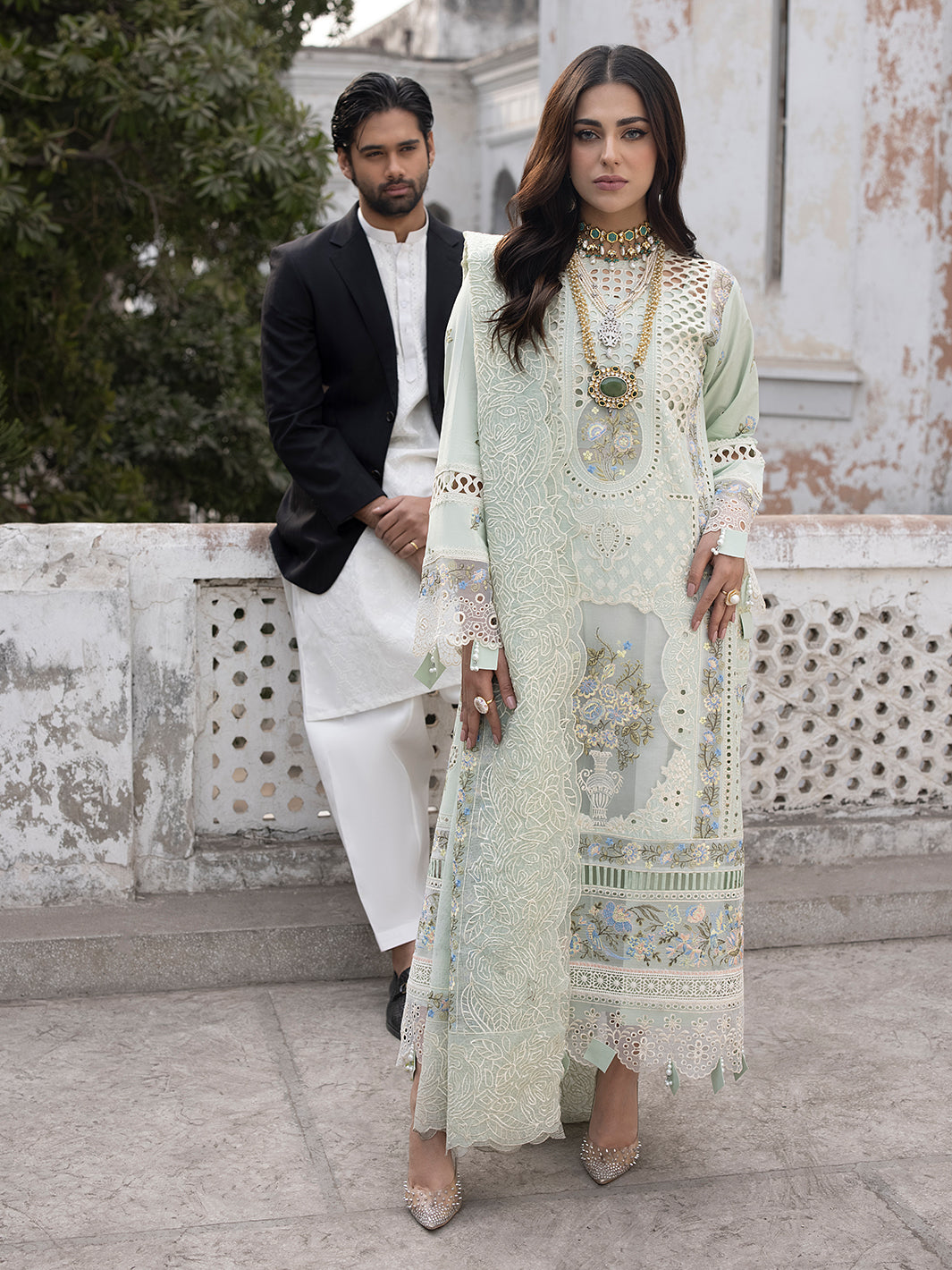 Mahnur | Mahrukh Luxury Lawn 24 | SELINA - Saira Saqlain