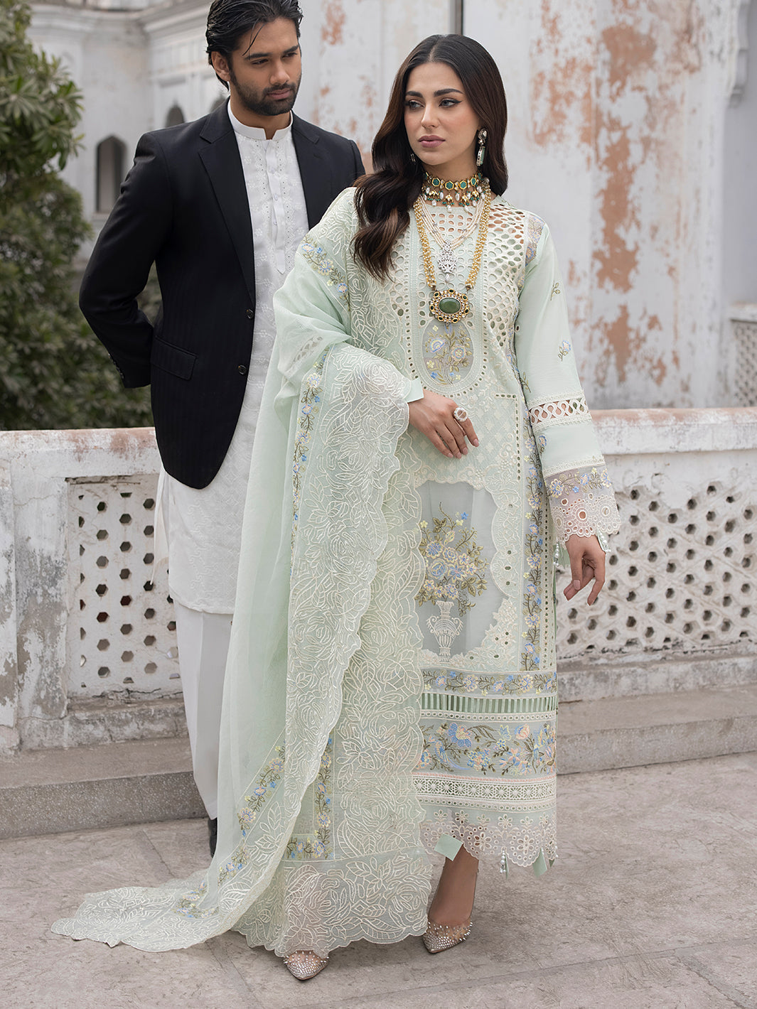 Mahnur | Mahrukh Luxury Lawn 24 | SELINA - Saira Saqlain