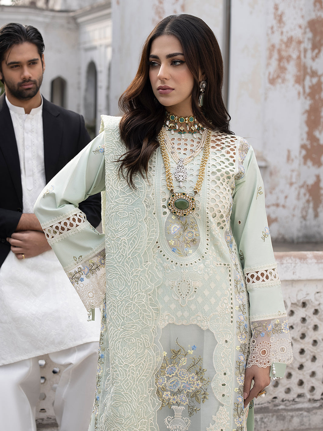 Mahnur | Mahrukh Luxury Lawn 24 | SELINA - Saira Saqlain