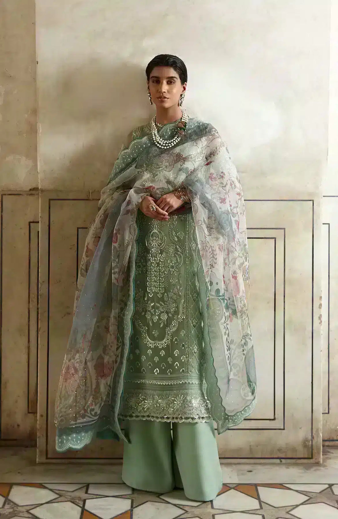 Seran | Taaruf Formals 2023 | Gul Bano - Saira Saqlain