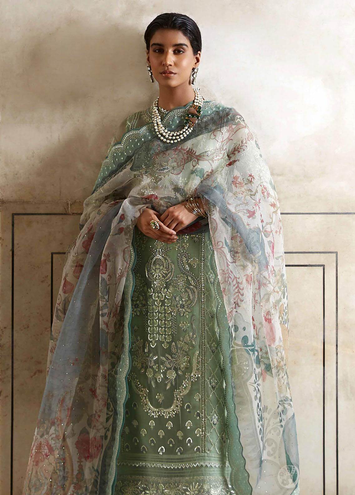 Seran | Taaruf Formals 2023 | Gul Bano - Saira Saqlain