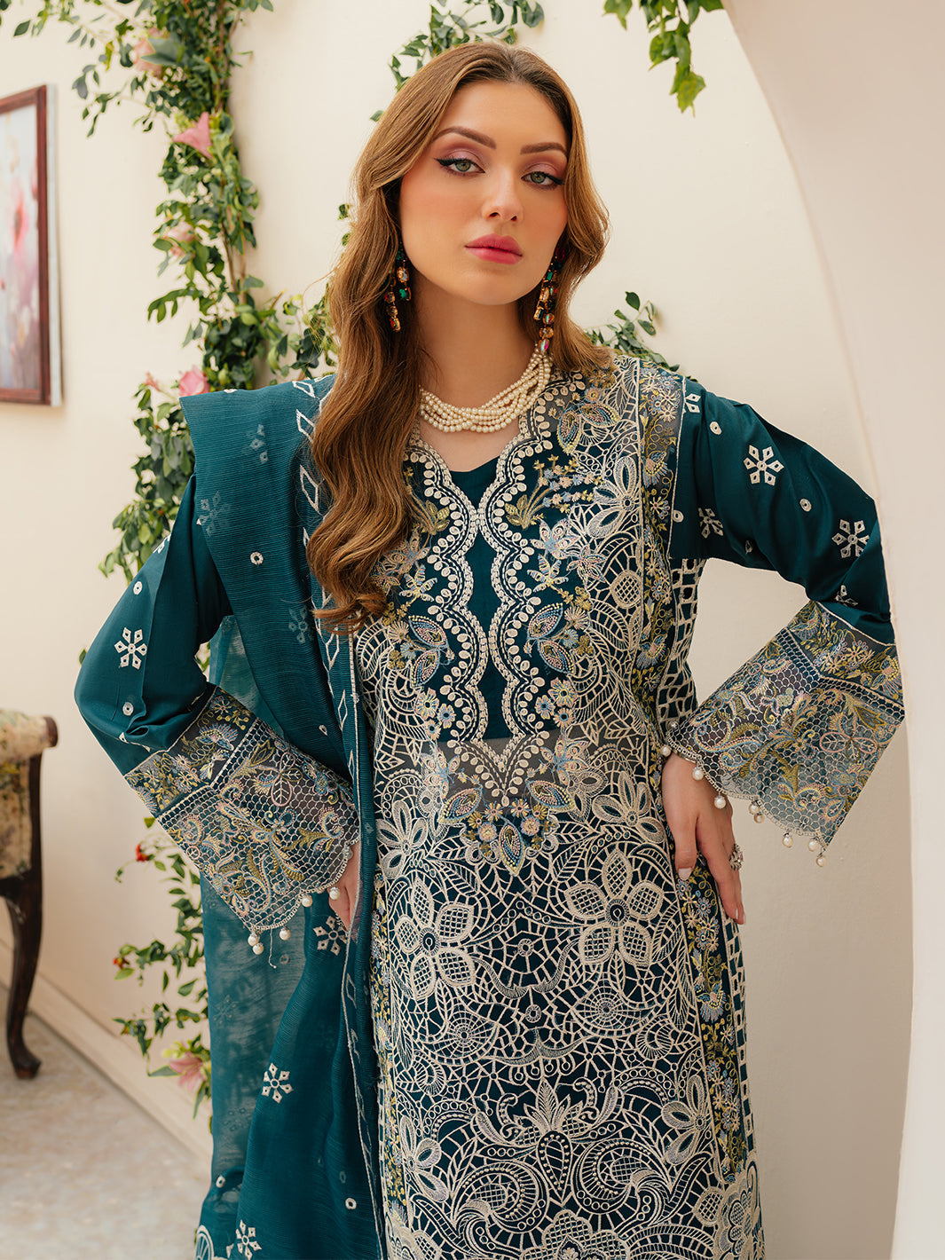 Mahnur | Allenura Luxury Lawn 24 | TUSCANY - Saira Saqlain