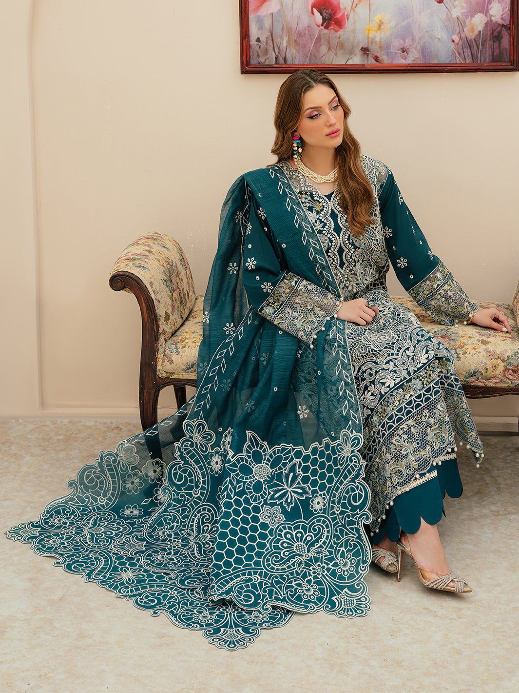 Mahnur | Allenura Luxury Lawn 24 | TUSCANY - Saira Saqlain