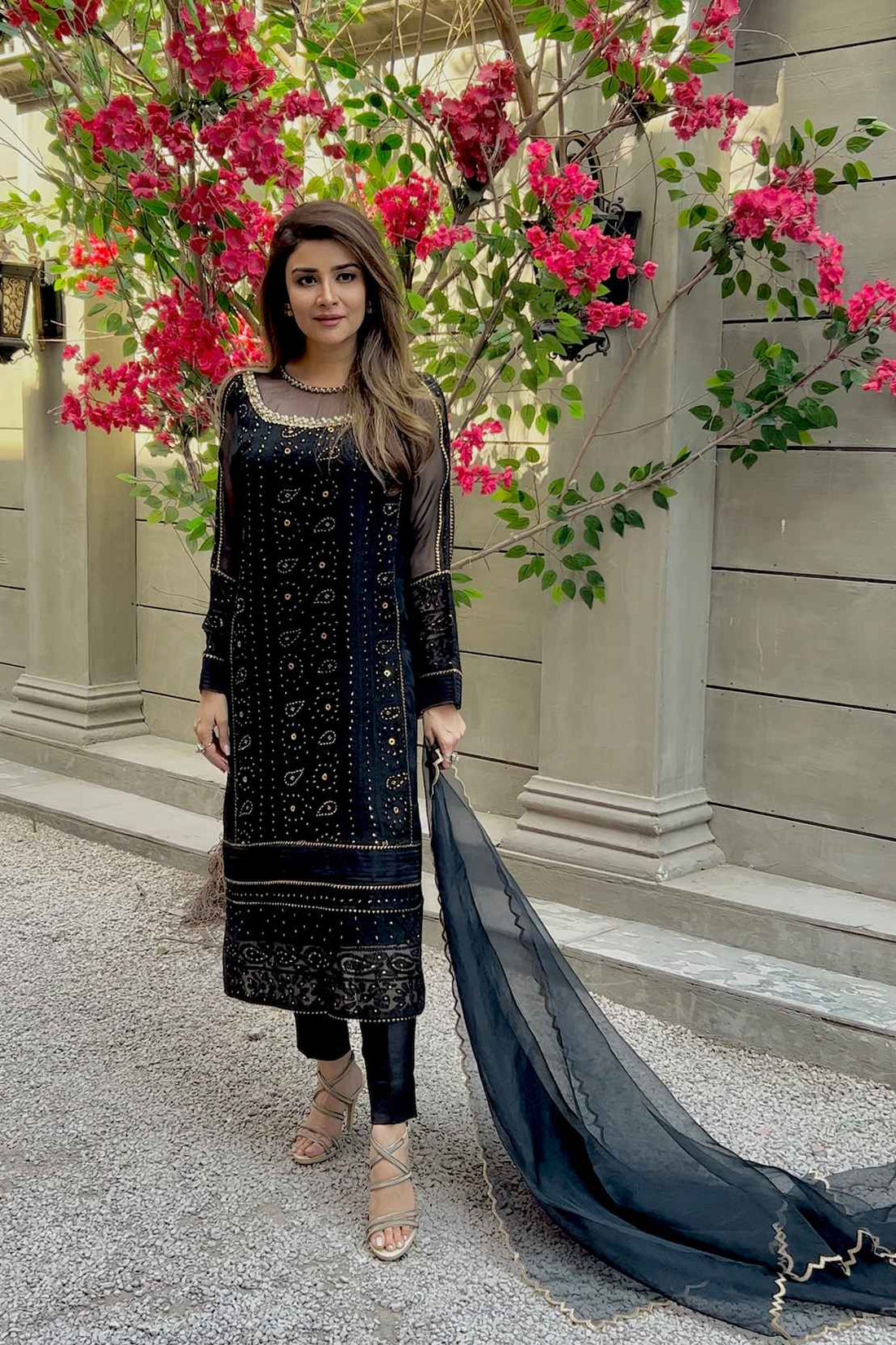 Leon | Leon Luxe Collection | RAVEN - Saira Saqlain
