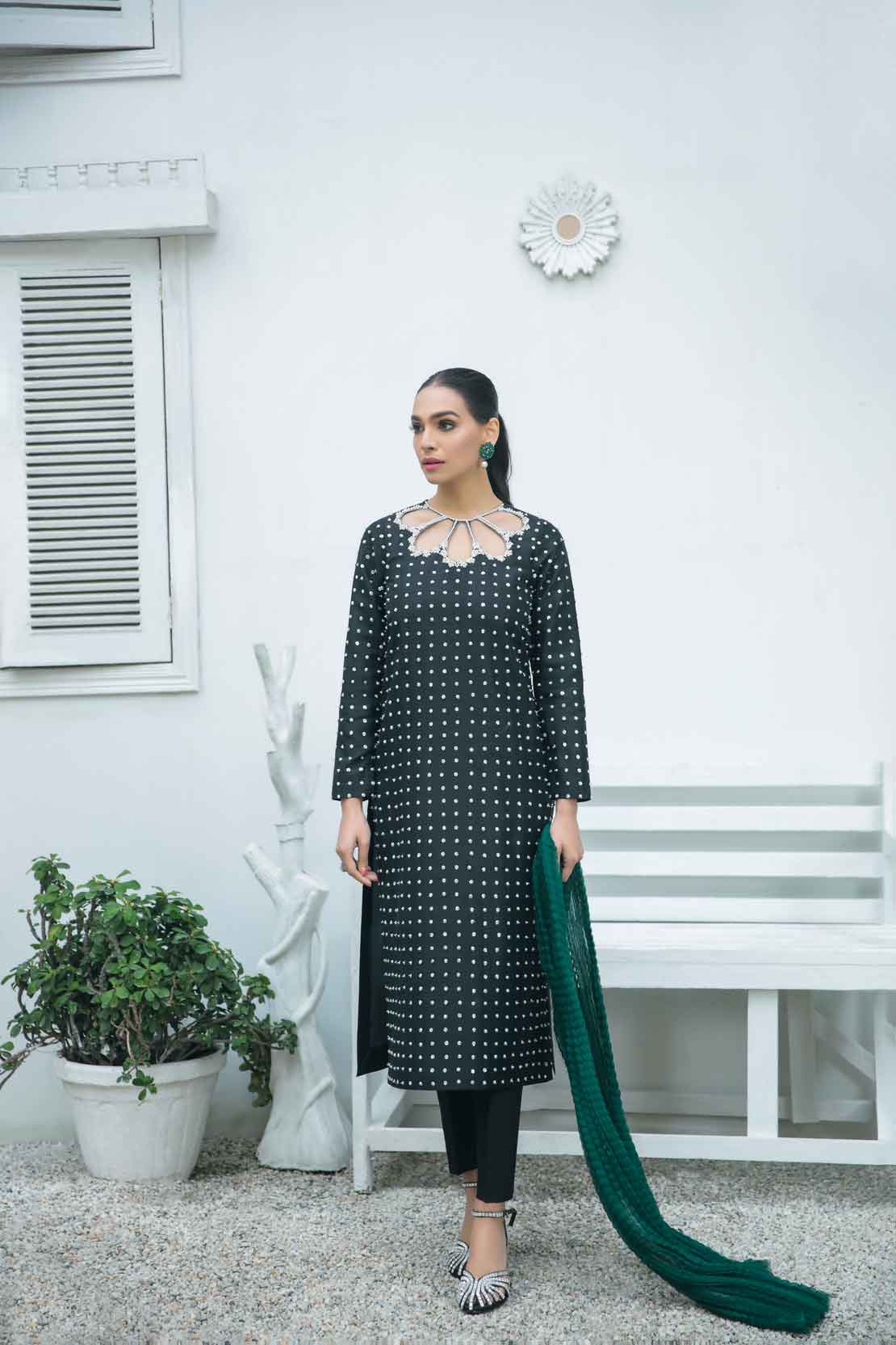 Leon | Leon Luxe Collection | SWAN DRESS - Saira Saqlain
