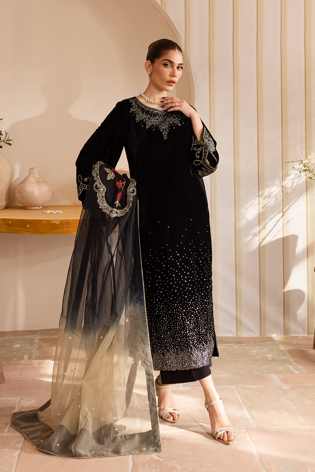Vanya | Velvet Formals 24 |  KV-51 - Saira Saqlain