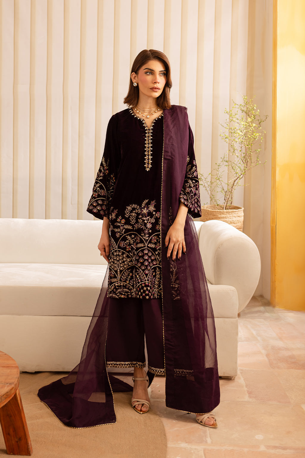 Vanya | Velvet Formals 24 |  KV-52 - Saira Saqlain