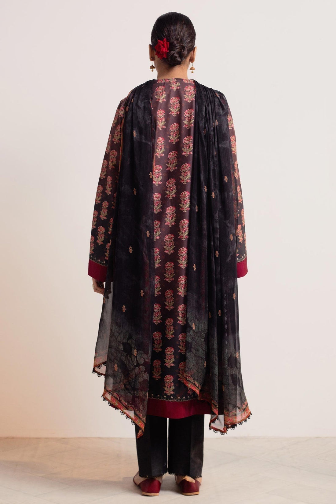 Zara Shahjahan | Coco Prints 24 | SURKH-D9 - Saira Saqlain