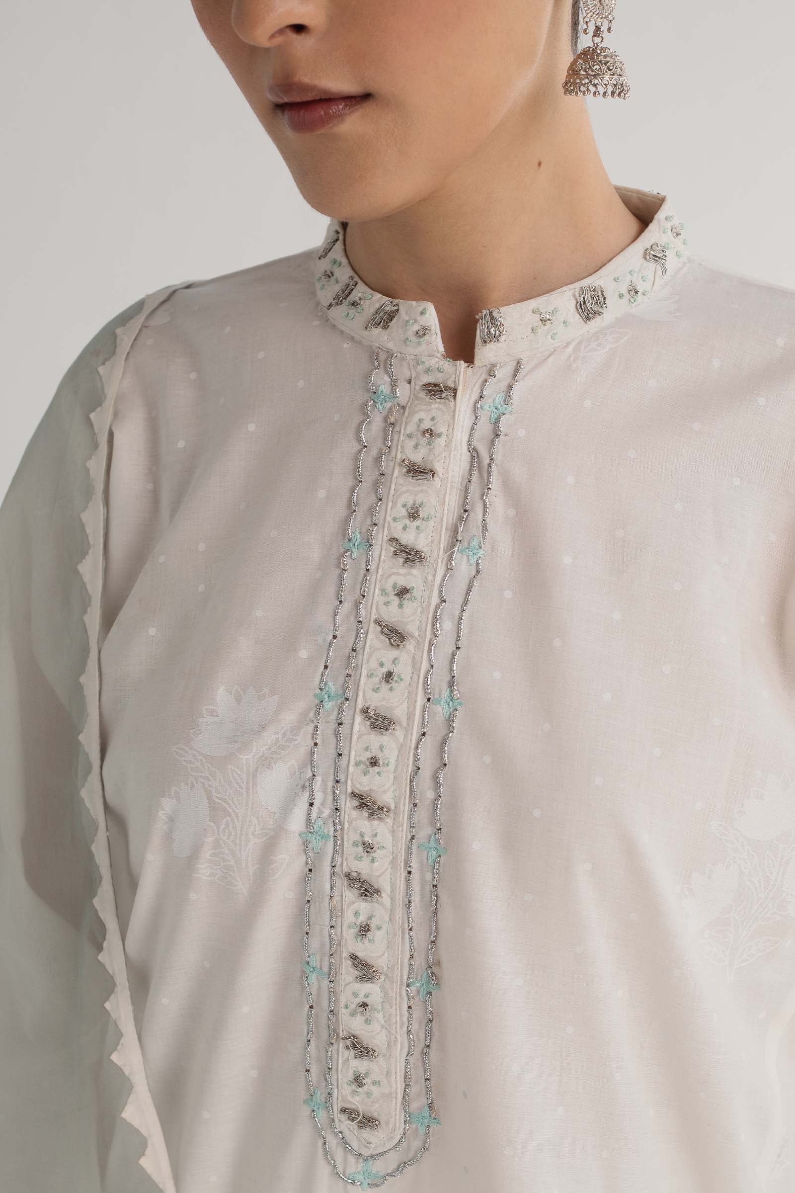 Zara Shahjahan | Handcrafted Suits | ZHC-046 - Saira Saqlain