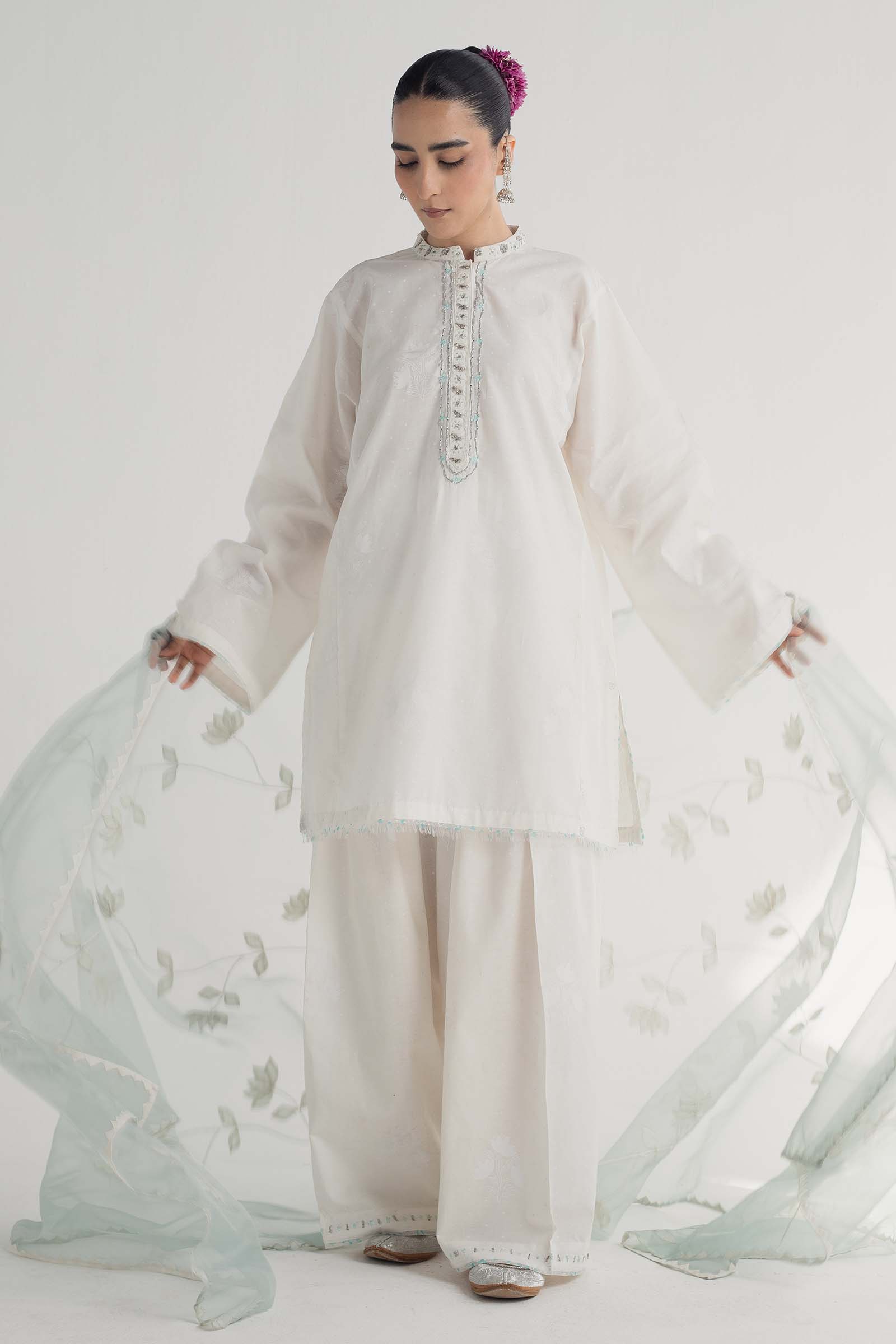 Zara Shahjahan | Handcrafted Suits | ZHC-046 - Saira Saqlain