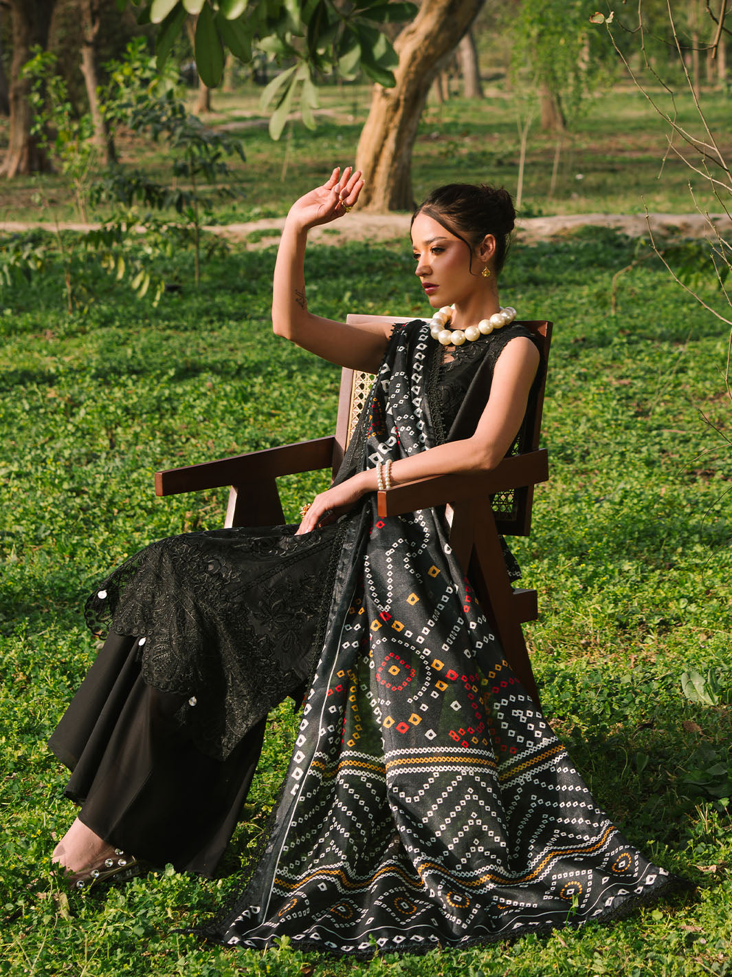 Mahnur | Dahlia Luxury Lawn 25 | Zoe -   Ladies Clothes -  Saira Saqlain