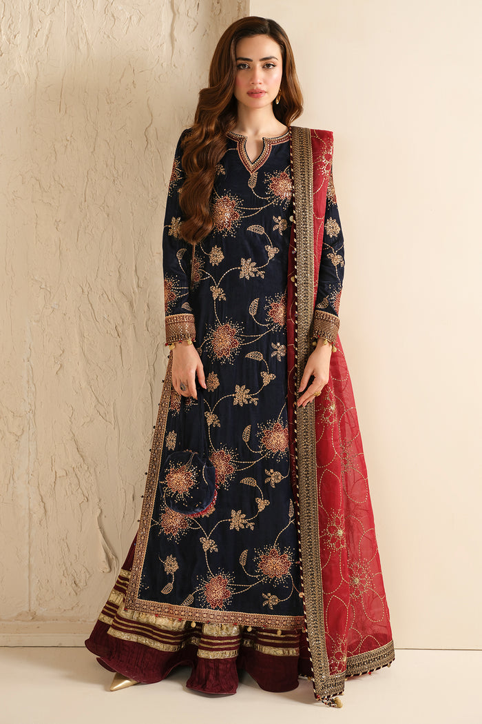Jazmin | Velvet Edit 24 | VF-2040 - Saira Saqlain