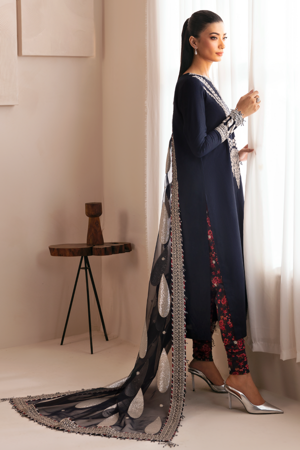 Jazmin | Formals Collection | Raw Silk UR-7033 - Saira Saqlain
