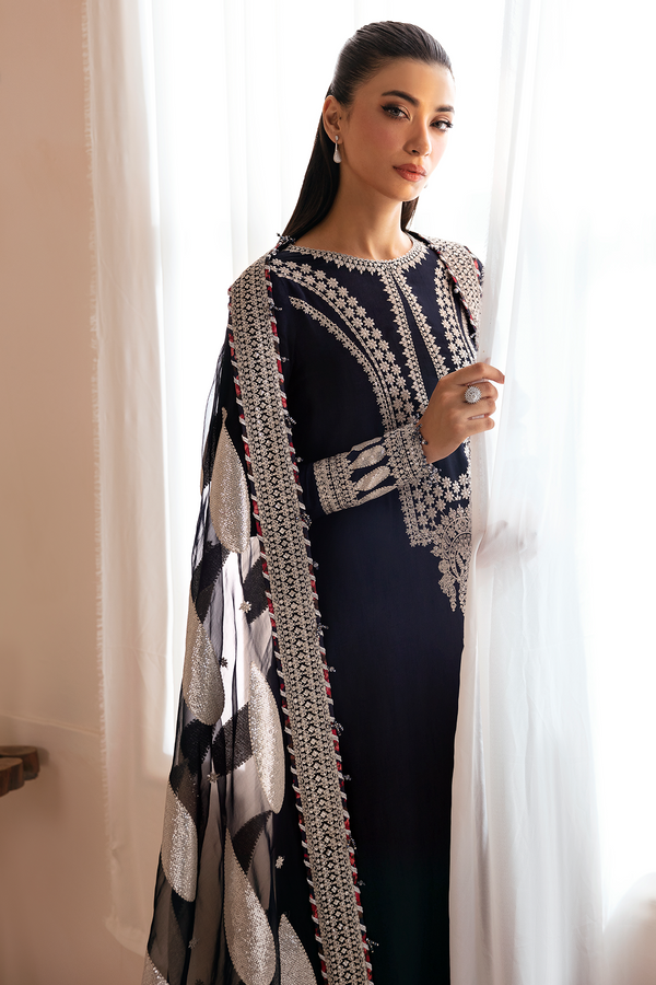 Jazmin | Formals Collection | Raw Silk UR-7033 - Saira Saqlain
