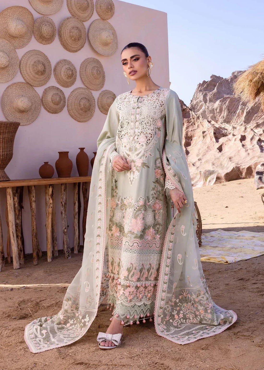 Akbar Aslam | Oasis Lawn 24 | Alberta - Saira Saqlain