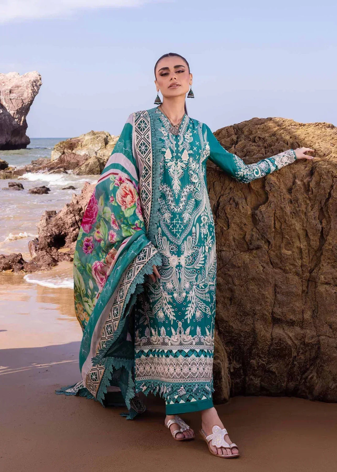 Akbar Aslam | Oasis Lawn 24 | Tweedia - Saira Saqlain