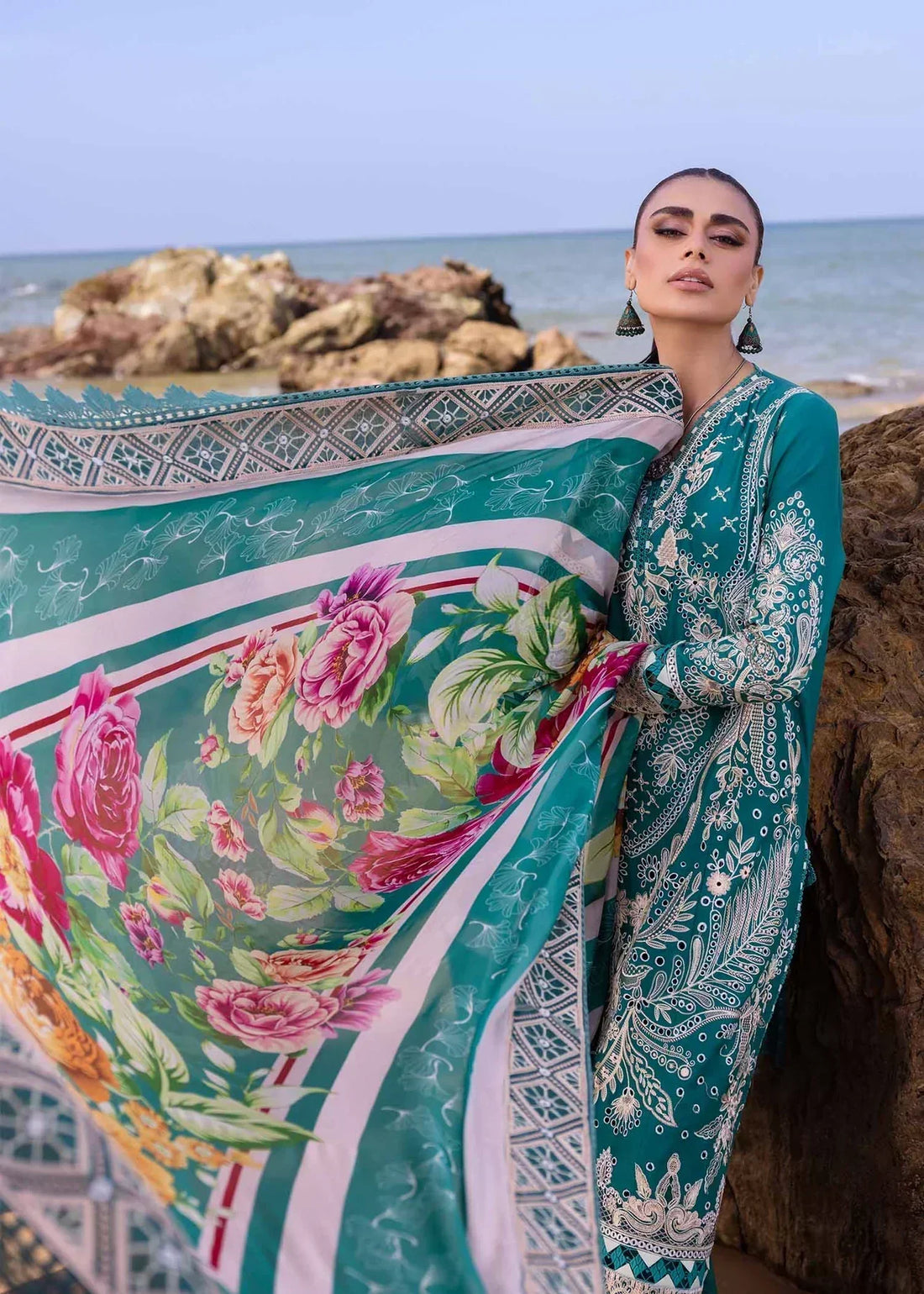 Akbar Aslam | Oasis Lawn 24 | Tweedia - Saira Saqlain