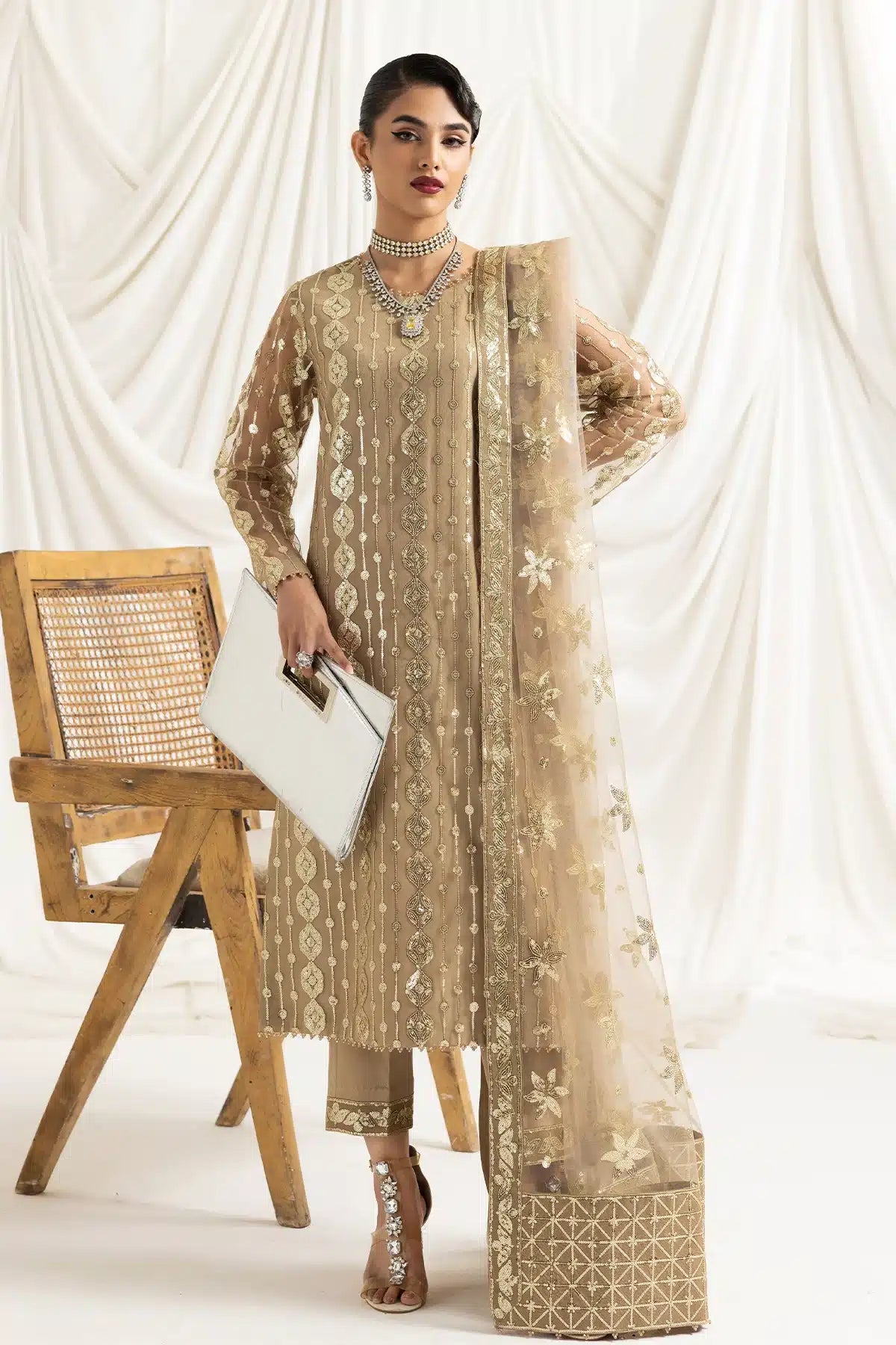 Alizeh | Dua Formals 23 | DUA-V02D01B- AIREEN(IVORY BEIGE) - Saira Saqlain
