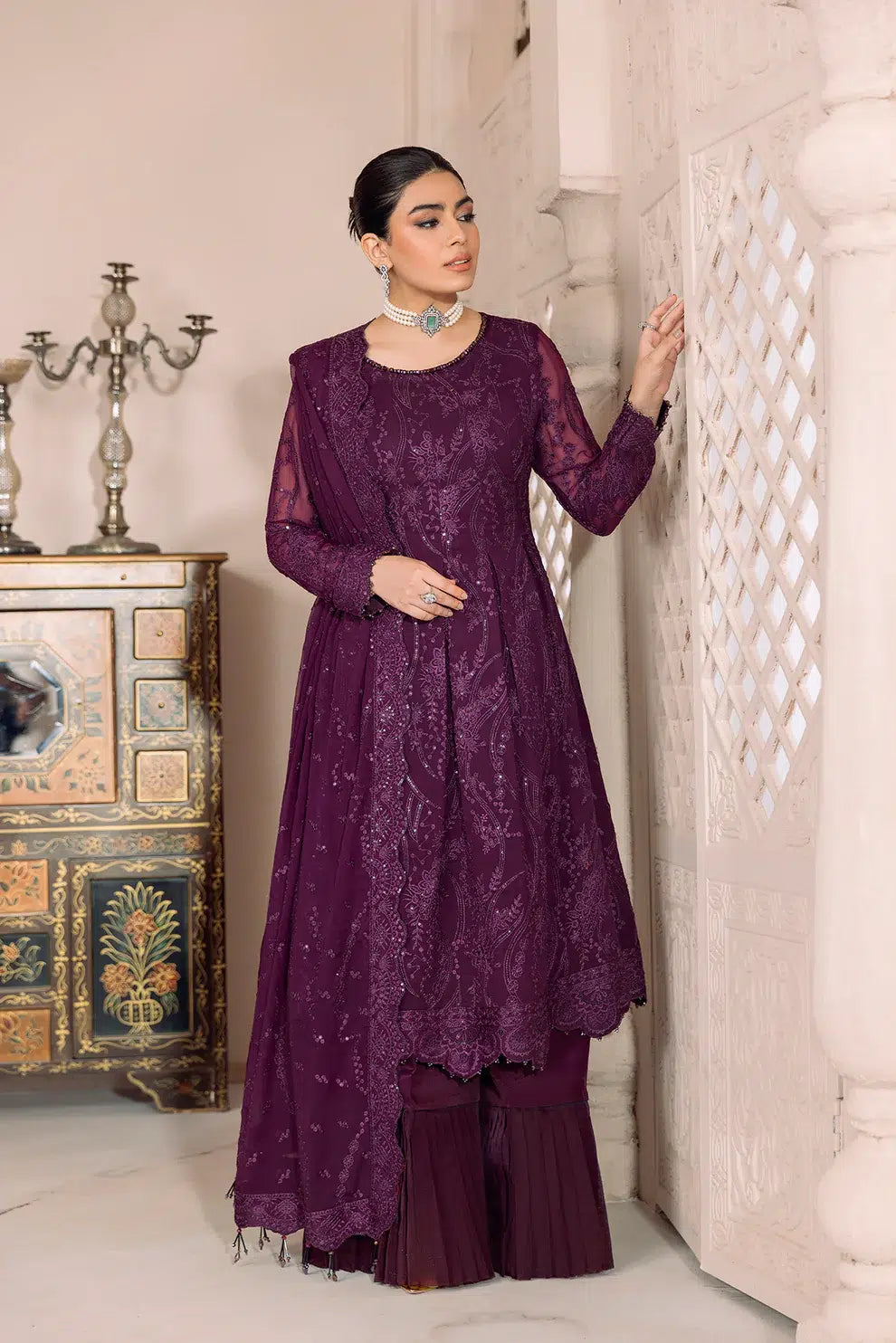 Alizeh | Dua Formals 23 | DUA-V01D03A- SYLVI ( PURPLE ) - Saira Saqlain