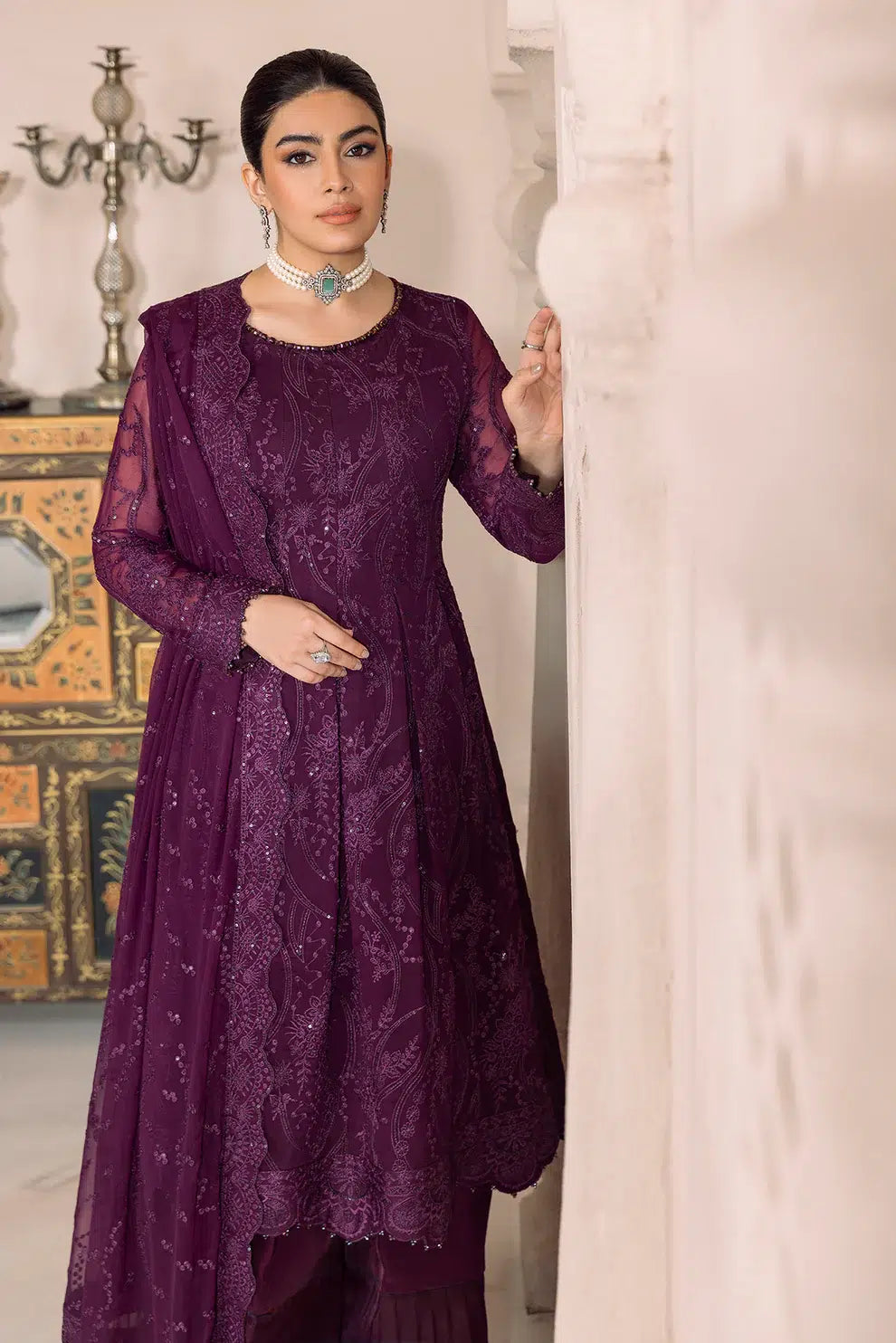 Alizeh | Dua Formals 23 | DUA-V01D03A- SYLVI ( PURPLE ) - Saira Saqlain