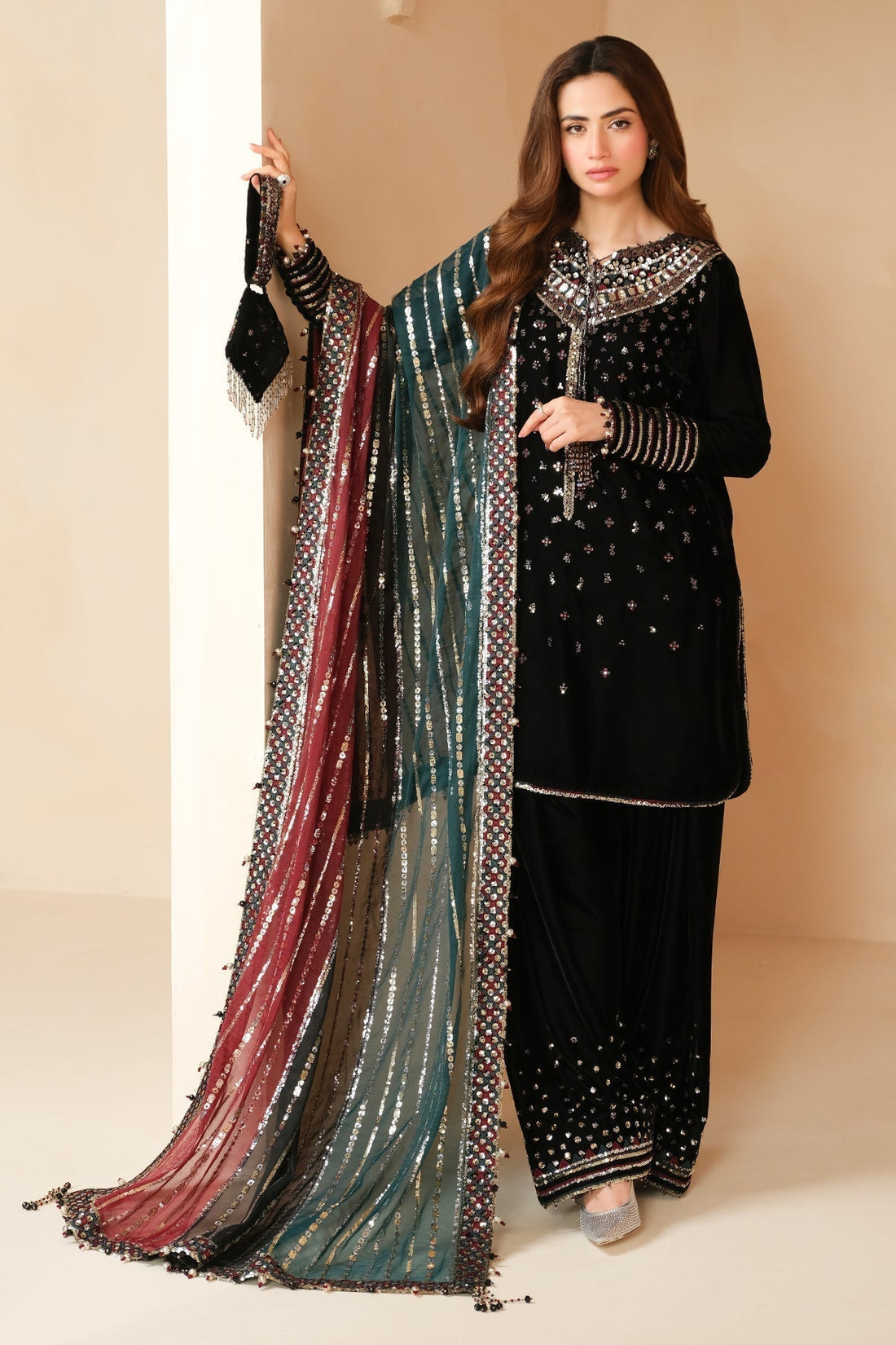 Jazmin | Velvet Edit 24 | Velvet Formal VF-2037 - Saira Saqlain