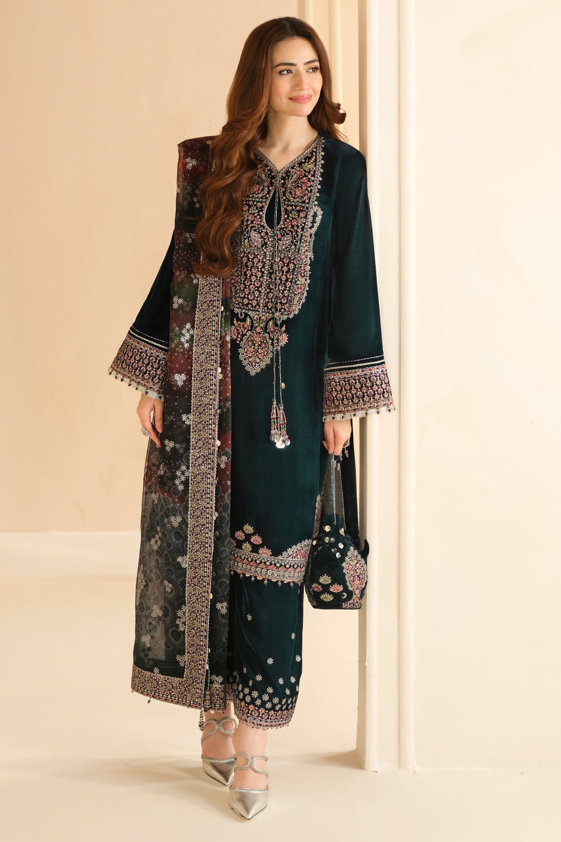 Jazmin | Velvet Edit 24 | Velvet Formal VF-2039 - Saira Saqlain