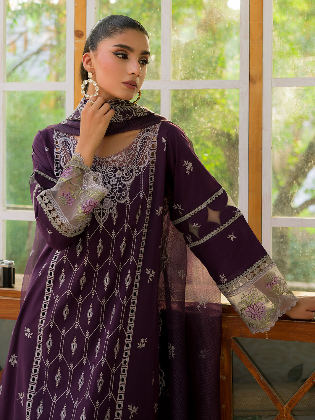 Mahnur | Bella Lawn 24 | BL - 11 - Saira Saqlain