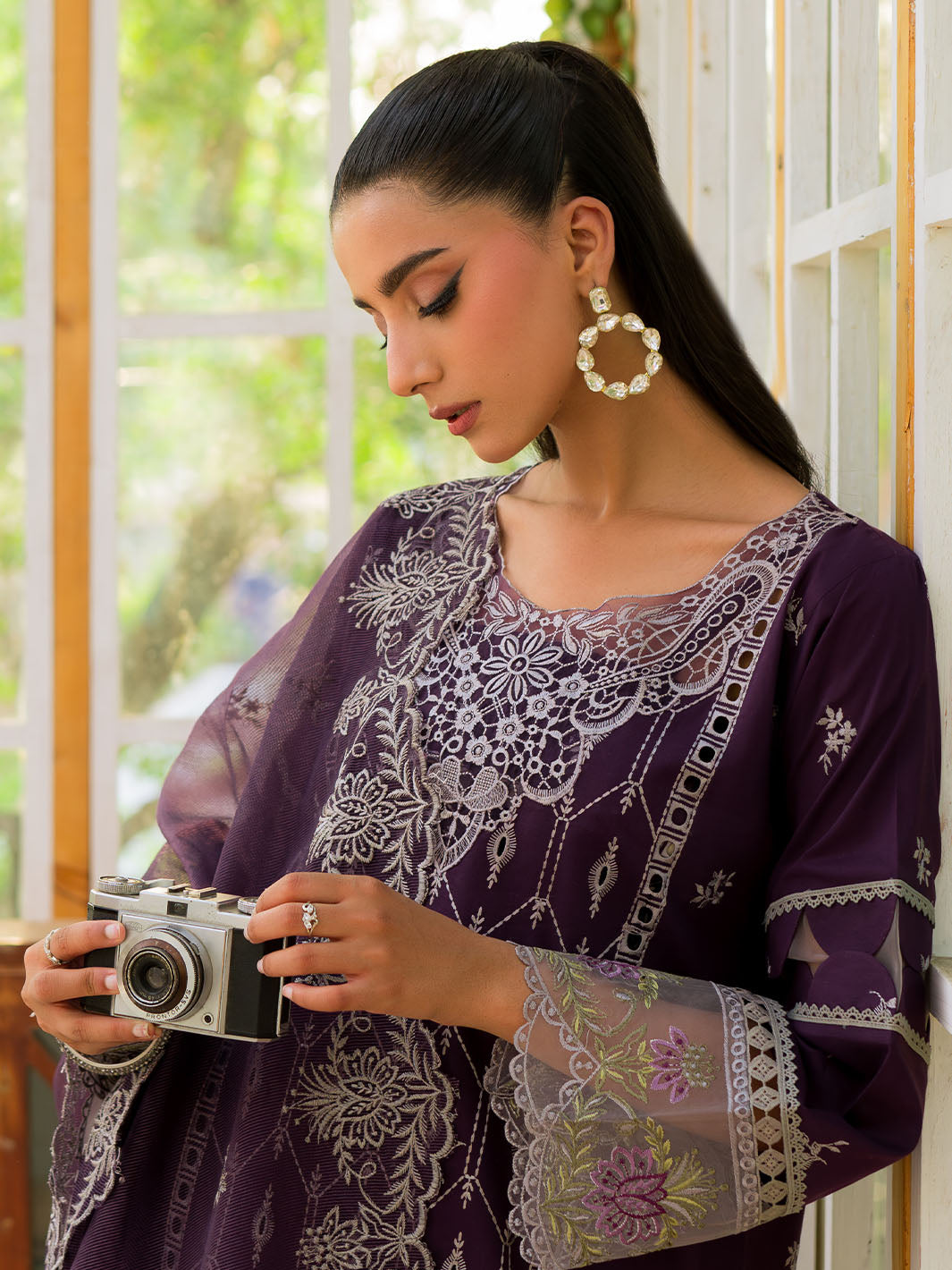 Mahnur | Bella Lawn 24 | BL - 11 - Saira Saqlain