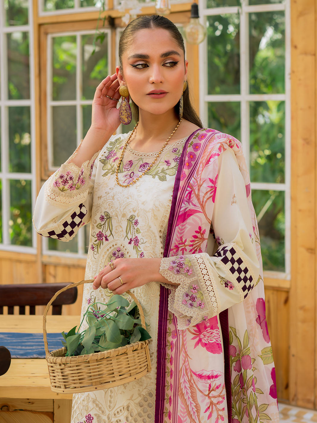 Mahnur | Bella Lawn 24 | BL - 04 - Saira Saqlain