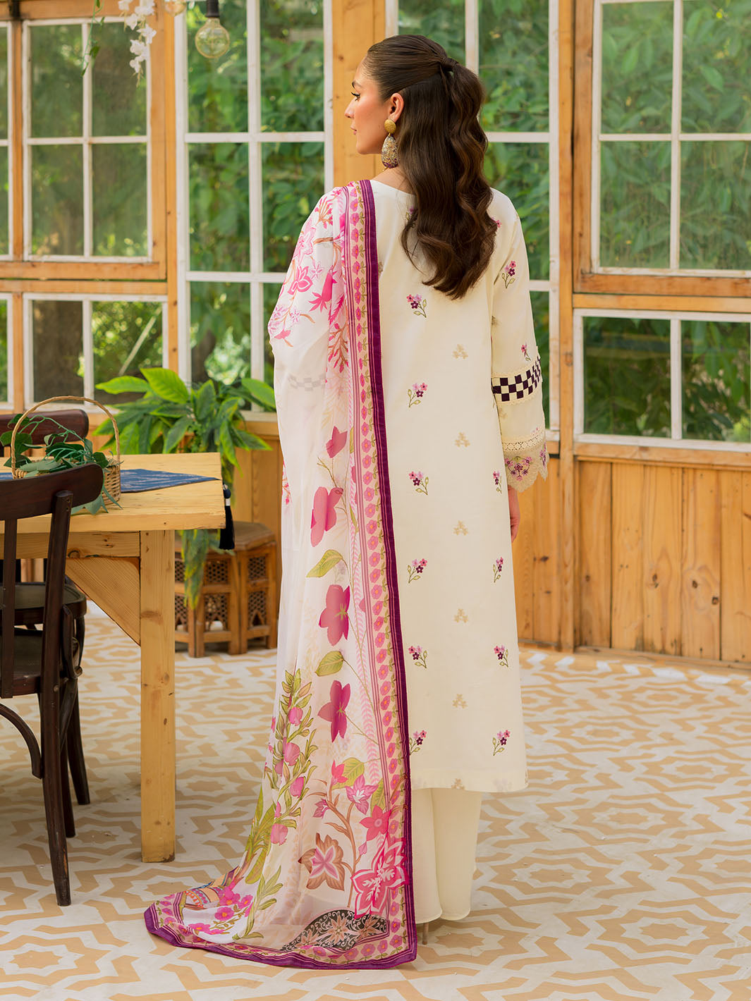 Mahnur | Bella Lawn 24 | BL - 04 - Saira Saqlain