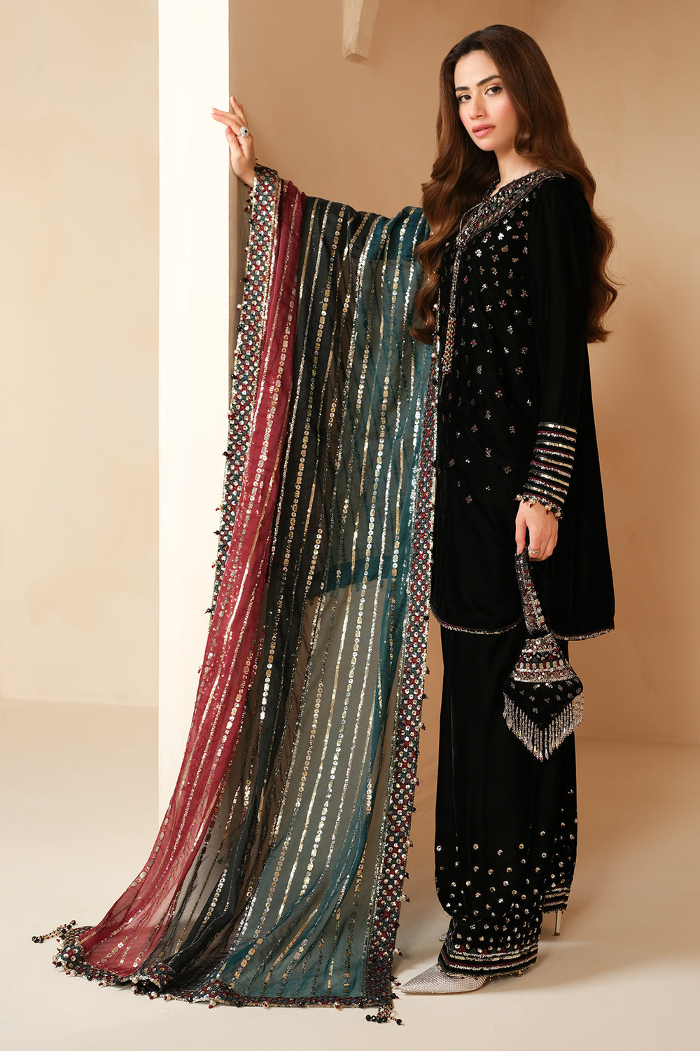 Jazmin | Velvet Edit 24 | Velvet Formal VF-2037 - Saira Saqlain