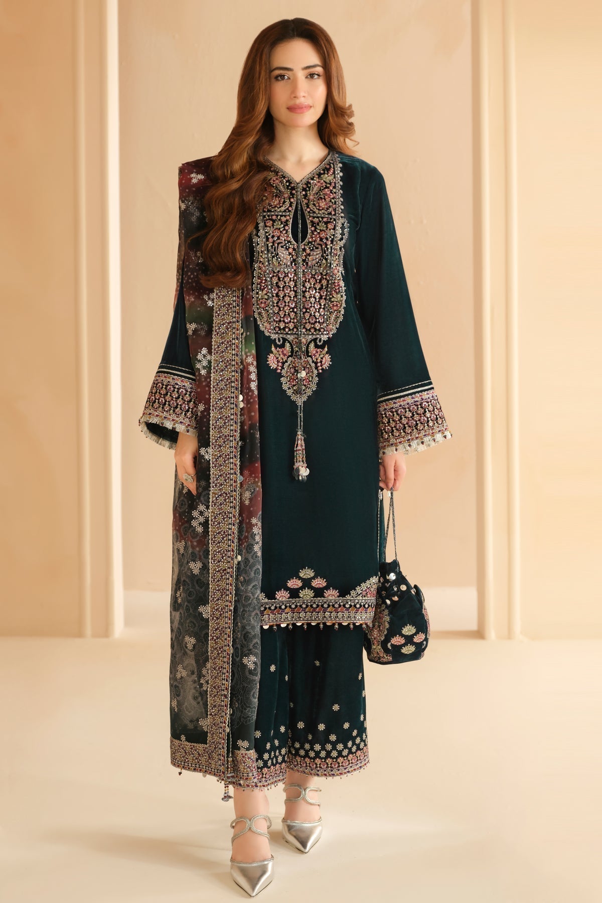 Jazmin | Velvet Edit 24 | Velvet Formal VF-2039 - Saira Saqlain
