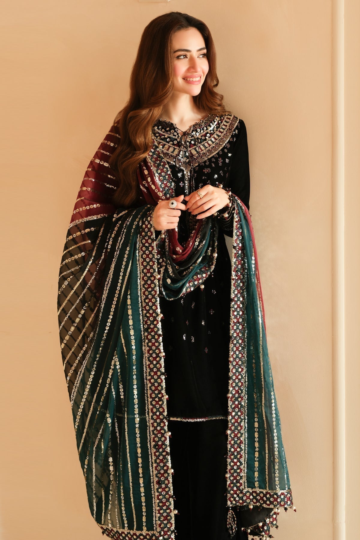 Jazmin | Velvet Edit 24 | Velvet Formal VF-2037 - Saira Saqlain