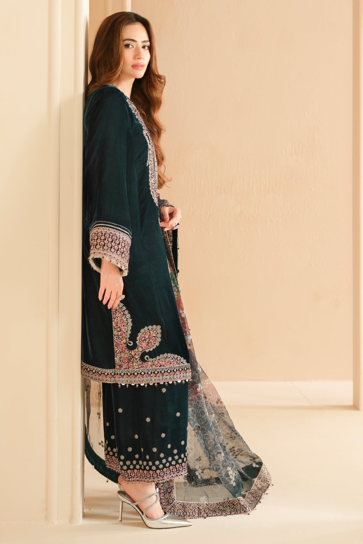 Jazmin | Velvet Edit 24 | Velvet Formal VF-2039 - Saira Saqlain