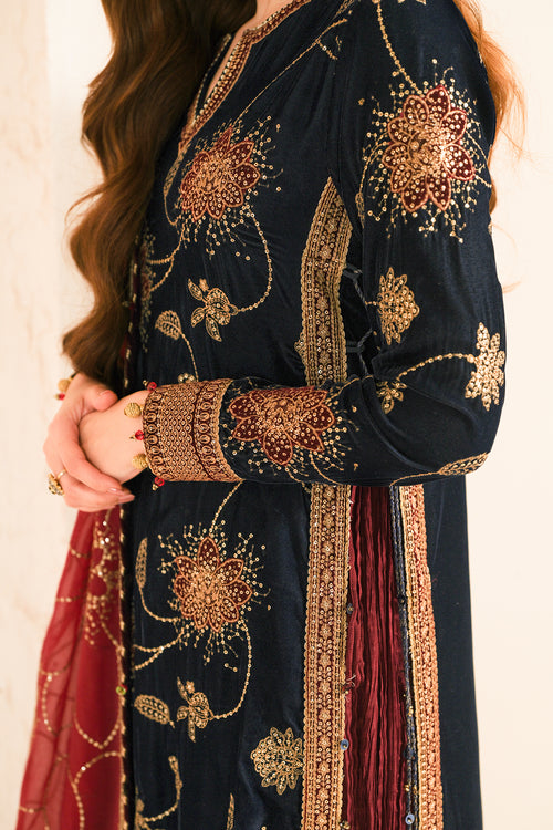 Jazmin | Velvet Edit 24 | VF-2040 - Saira Saqlain