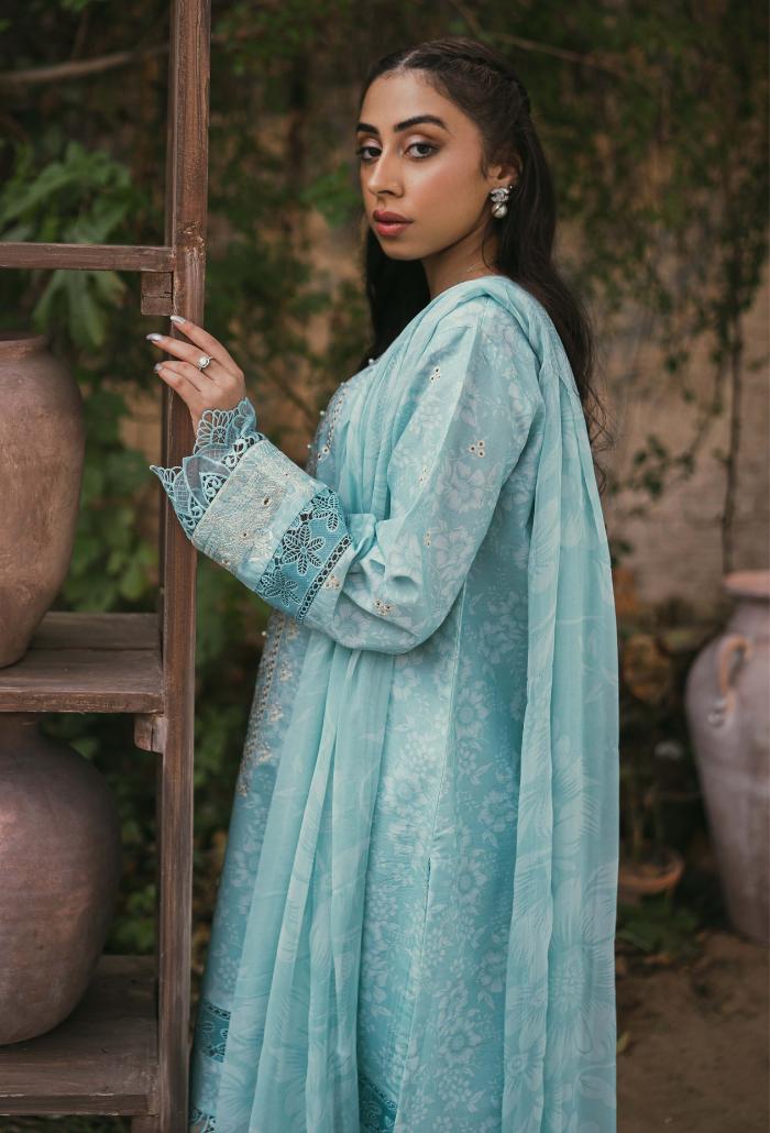 Humdum | Gardenia Lawn | D07 - Saira Saqlain