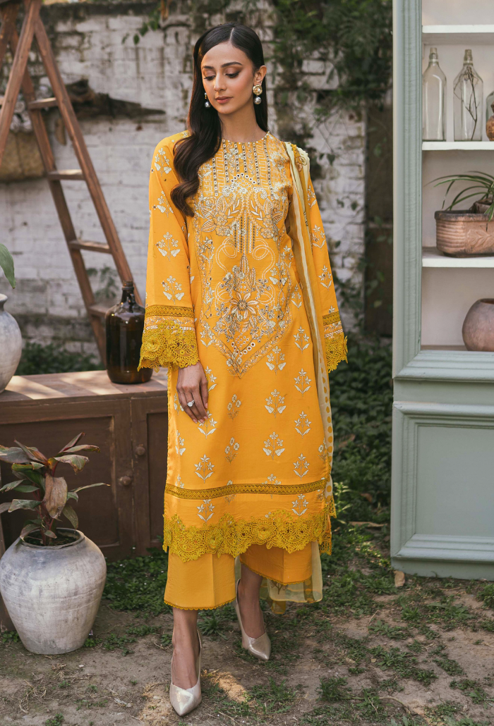 Humdum | Gardenia Lawn | D05 - Saira Saqlain