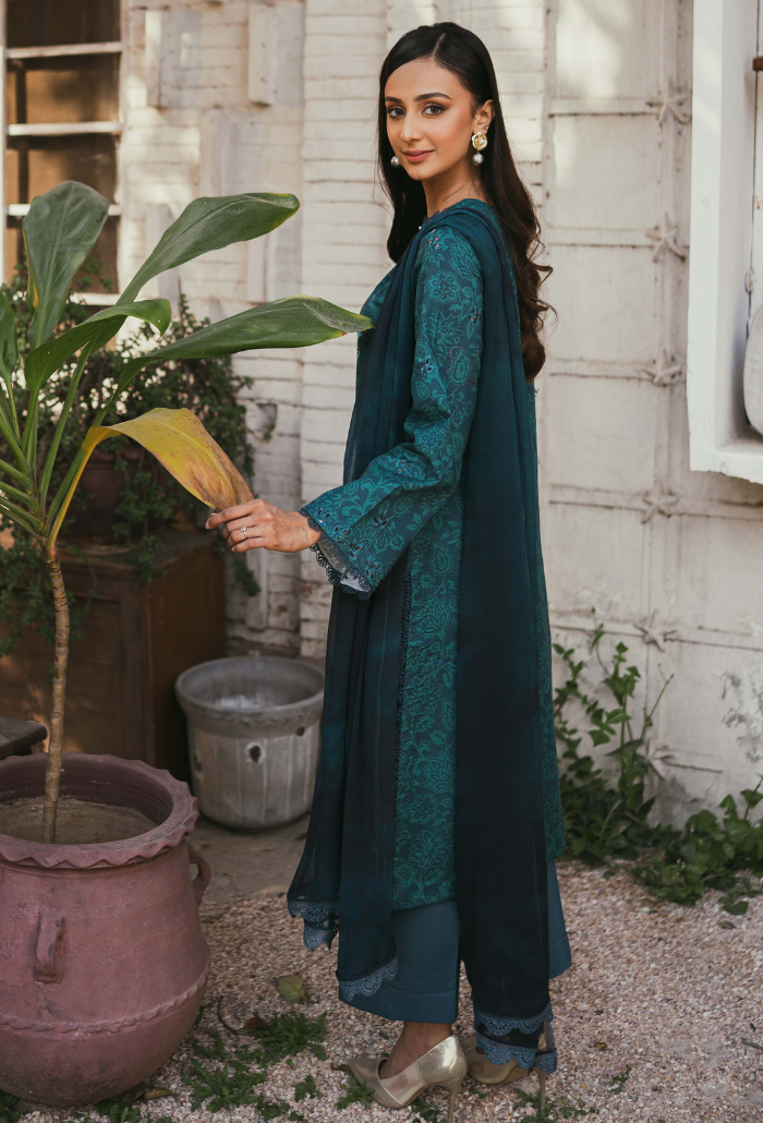 Humdum | Gardenia Lawn | D01 - Saira Saqlain