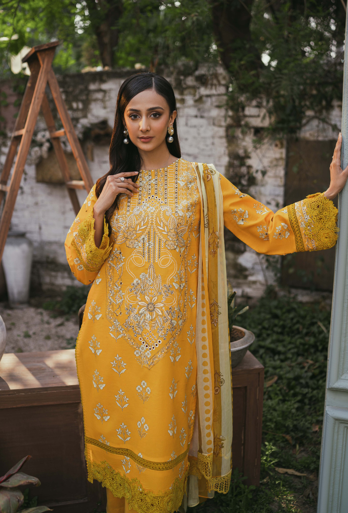Humdum | Gardenia Lawn | D05 - Saira Saqlain