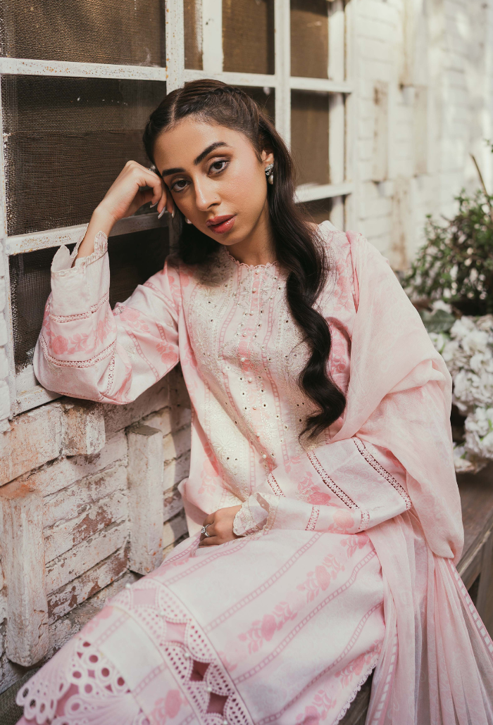 Humdum | Gardenia Lawn | D03 - Saira Saqlain