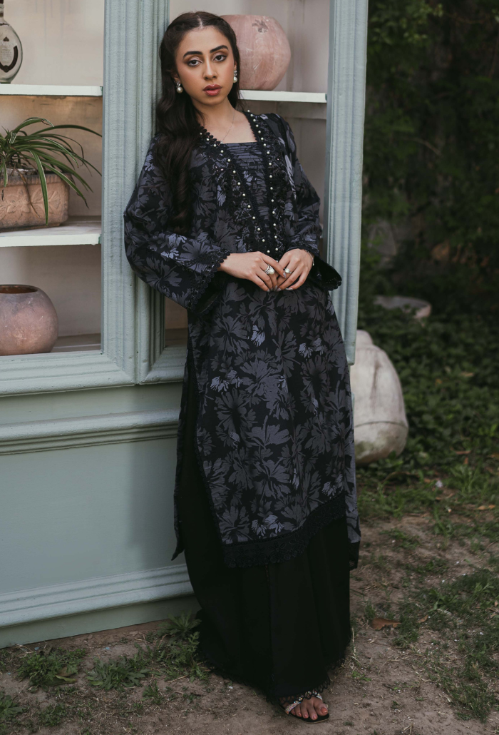 Humdum | Gardenia Lawn | D04 - Saira Saqlain