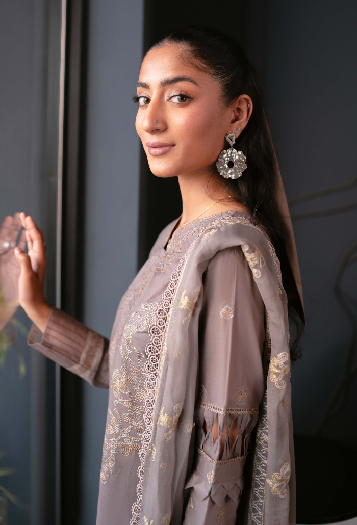 Humdum | Meraki Lawn 24 | d07 - Saira Saqlain