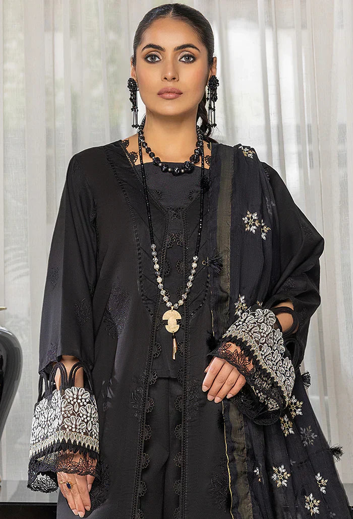 Humdum | Charlotte Chikankari Lawn | D07 - Saira Saqlain