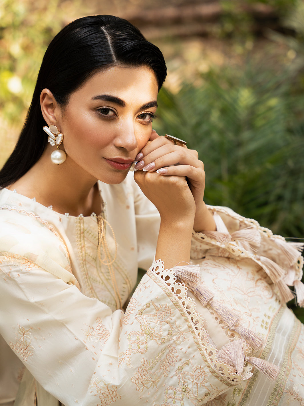 Izel | Dastak Luxury Lawn | MAAHAY - Saira Saqlain