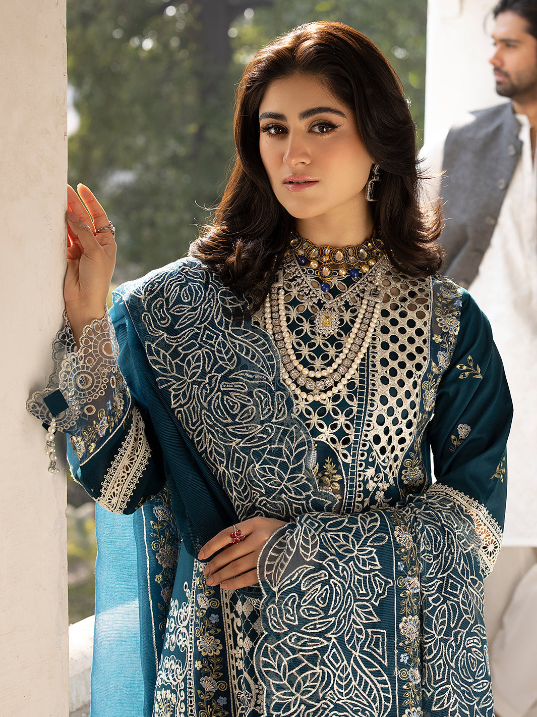 Mahnur | Mahrukh Luxury Lawn 24 | SERENE - Saira Saqlain