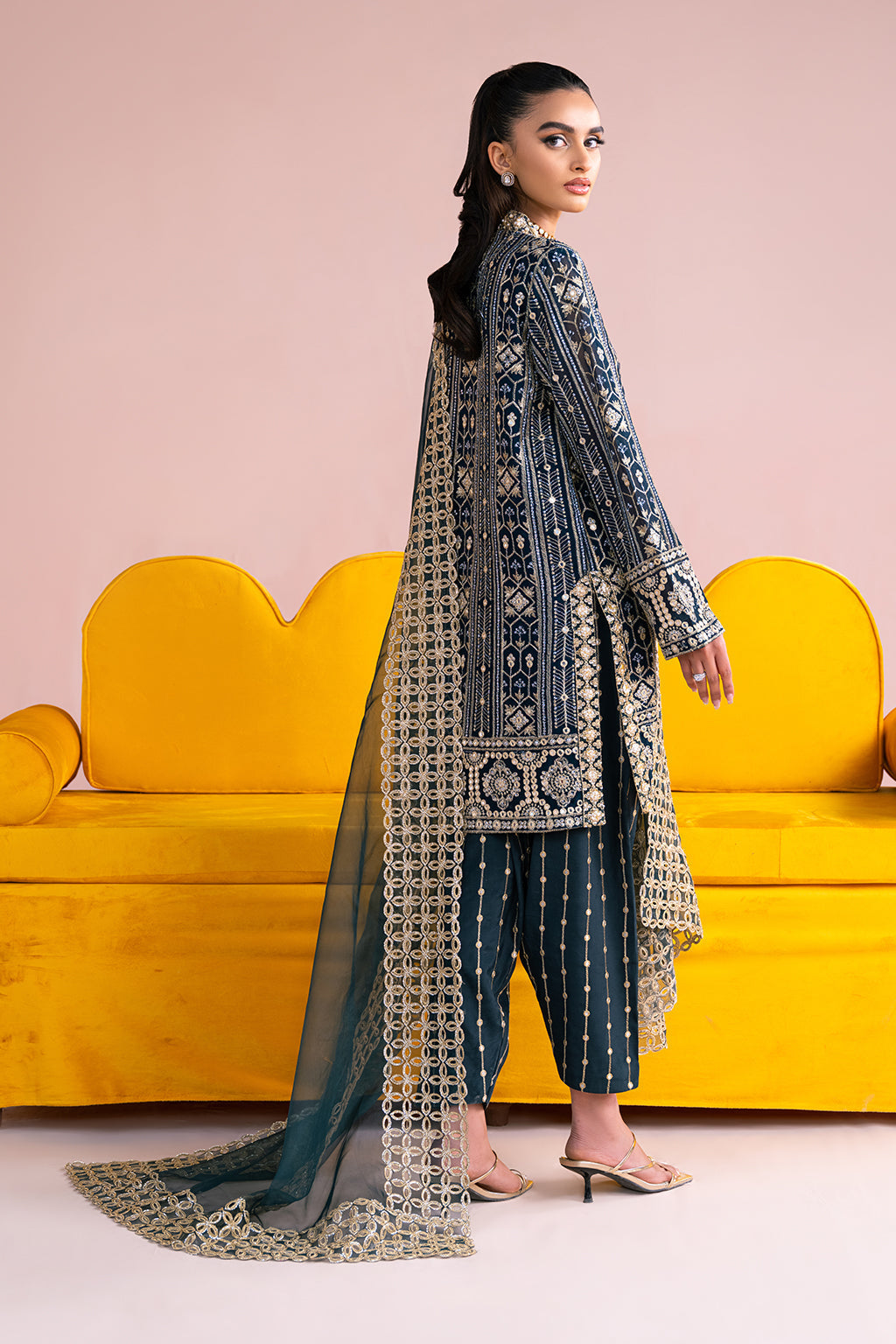 Vanya | Fareesha Formals | FR-04 - Saira Saqlain