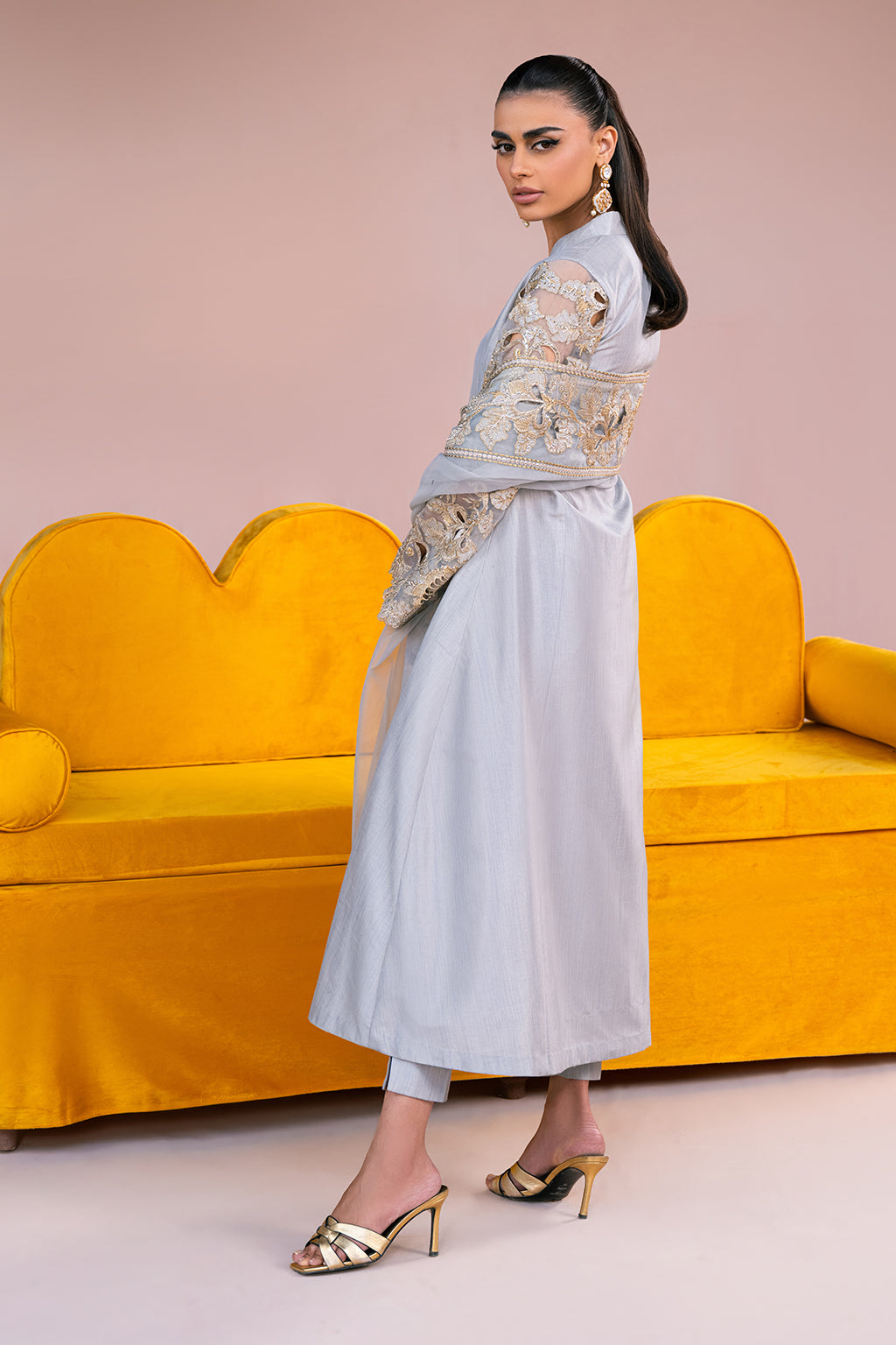 Vanya | Fareesha Formals | FR-01 - Saira Saqlain